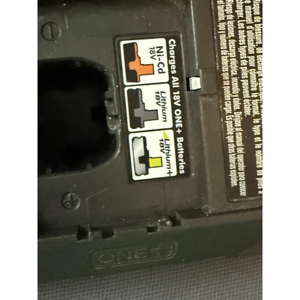 Ryobi P118 Lithium-ion/Ni-Cad ONE+ 18V IntelliPort Battery Charger